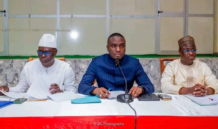 Parakou : Le maire Zul-Kifly Zakarie investit près de 90 millions FCFA pour bâtir 9 nouvelles salles de classe dans trois arrondissements