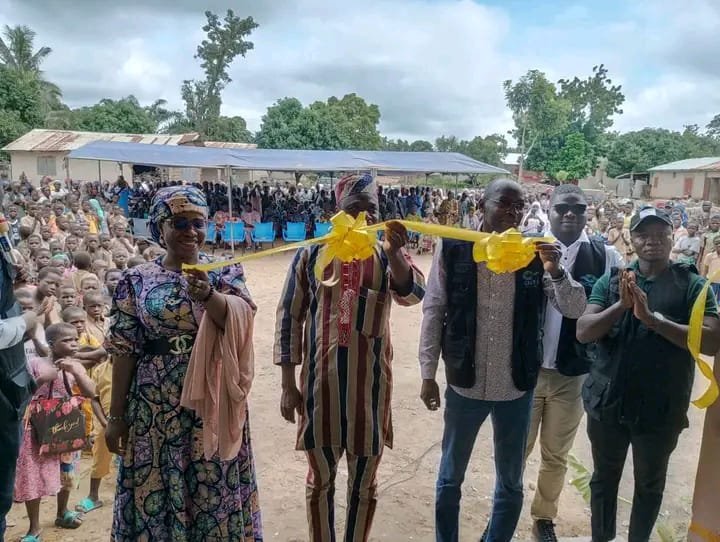 Djougou : Deux complexes scolaires rénovés après les orages grâce au bras armé de l’ONG Dignité Internationale