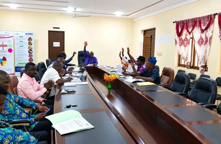 N’Dali : Un budget primitif de 2,13 milliards FCFA voté à l’unanimité pour engager l’année 2027