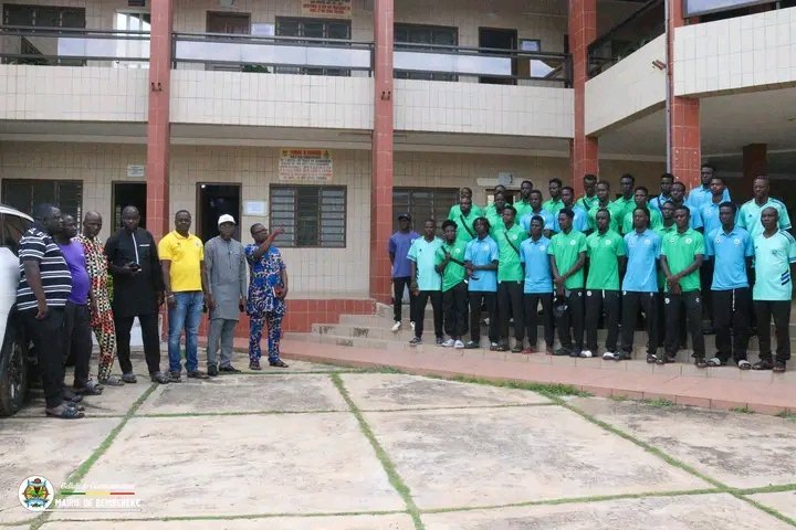 Bembéréké : Les maillots sur le dos, Béké FC reçoit le soutien direct de la mairie avant la reprise